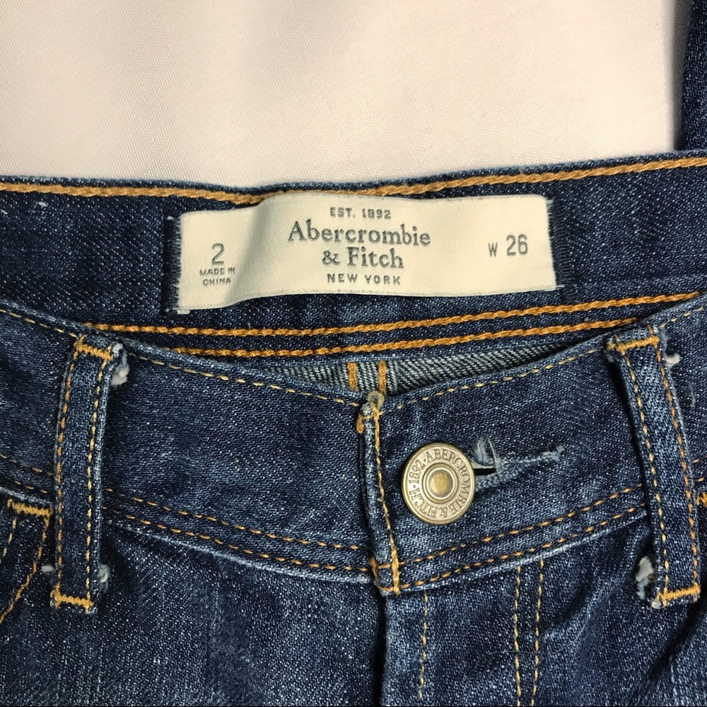 Abercrombie and Fitch Ripped Crop Jeans Size 2 / 26 - Picture 7 of 11